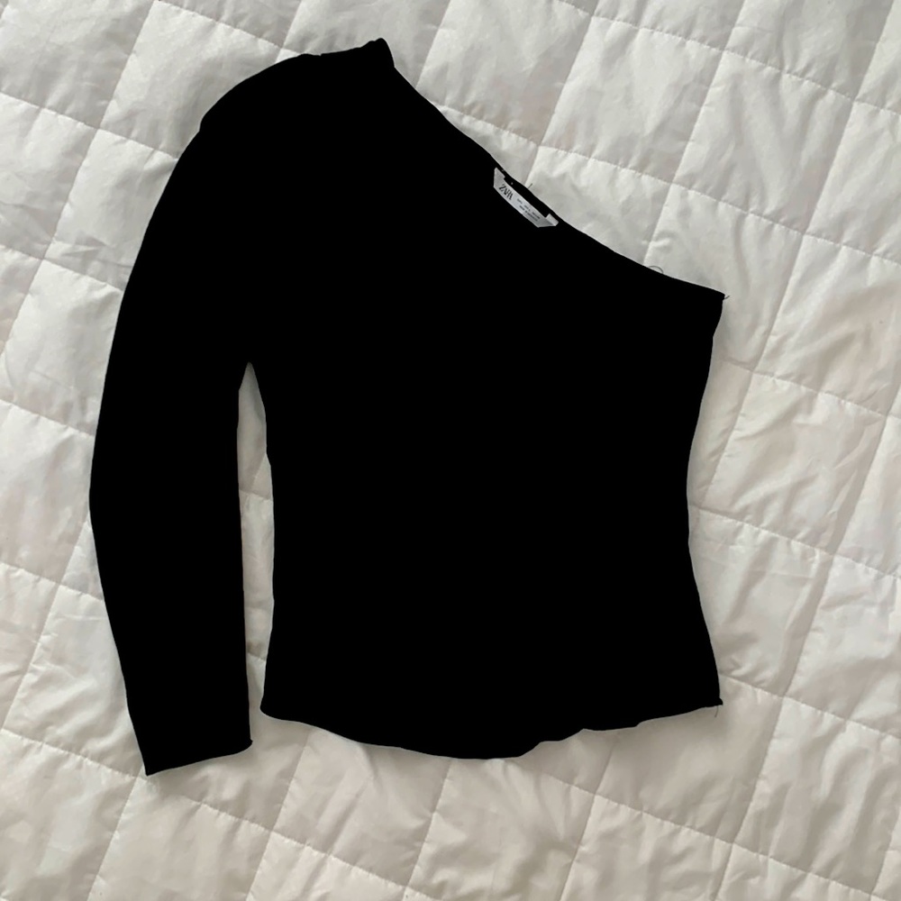 Black One shoulder blouse